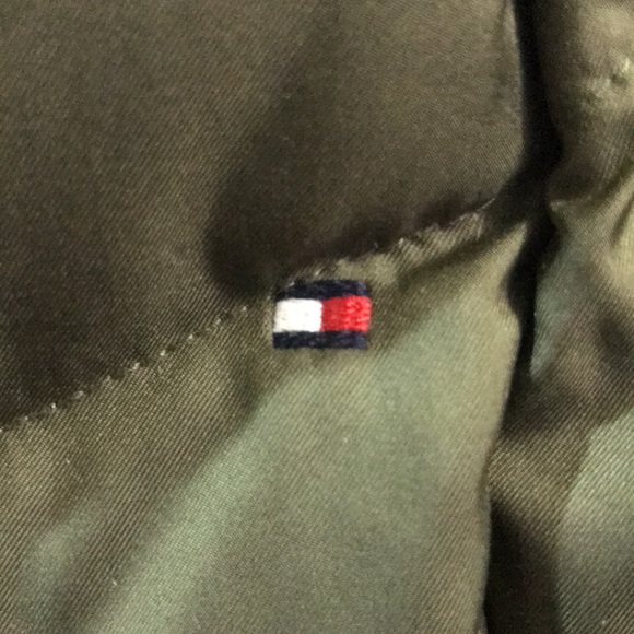 Tommy Hilfiger Vest - Picture 2 of 10